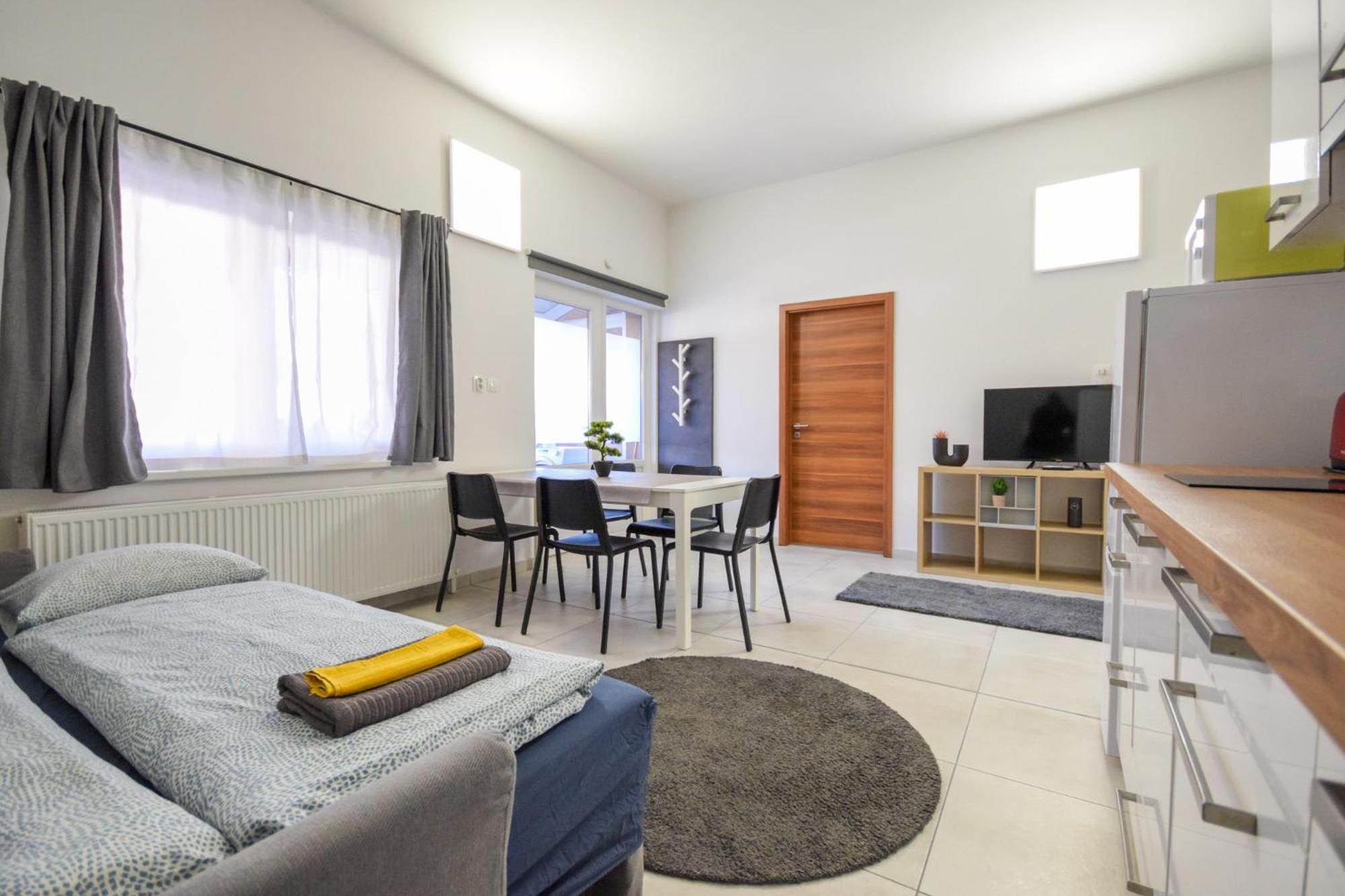 Island Apartment บูดาเปสต์ ภายนอก รูปภาพ